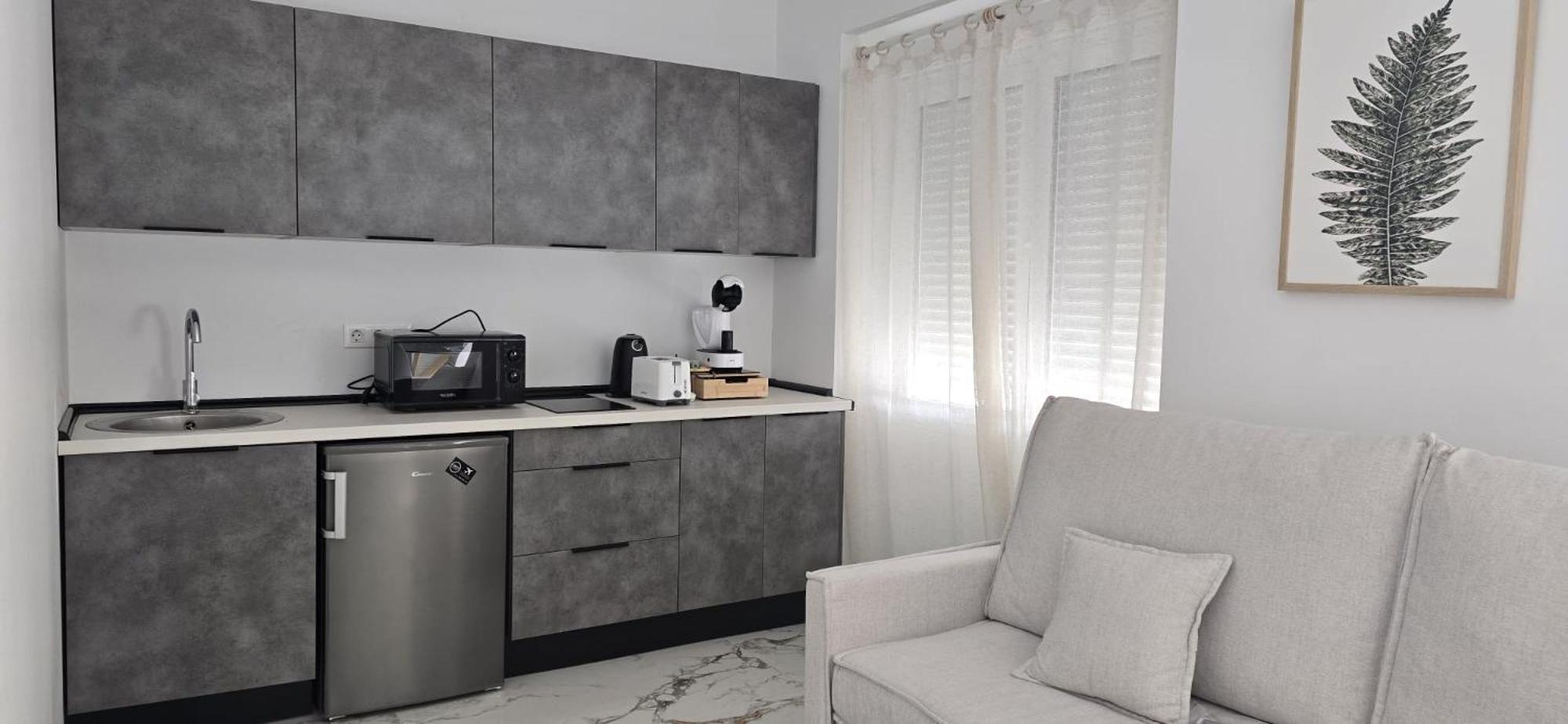 L&G Apartments Bahia Suite Alicante Exterior photo